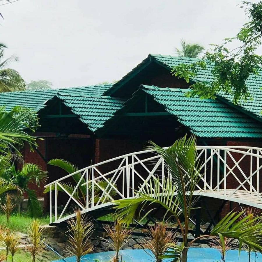 Dandeli Jungle Resort Exterior photo